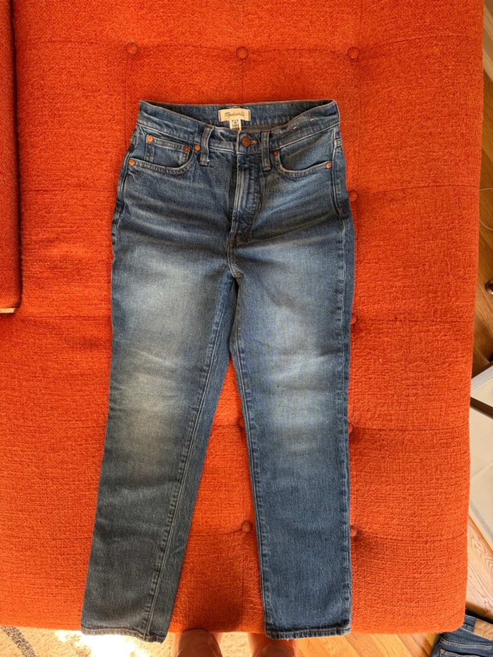 Madewell Straight-Leg Jeans in Faded Blue